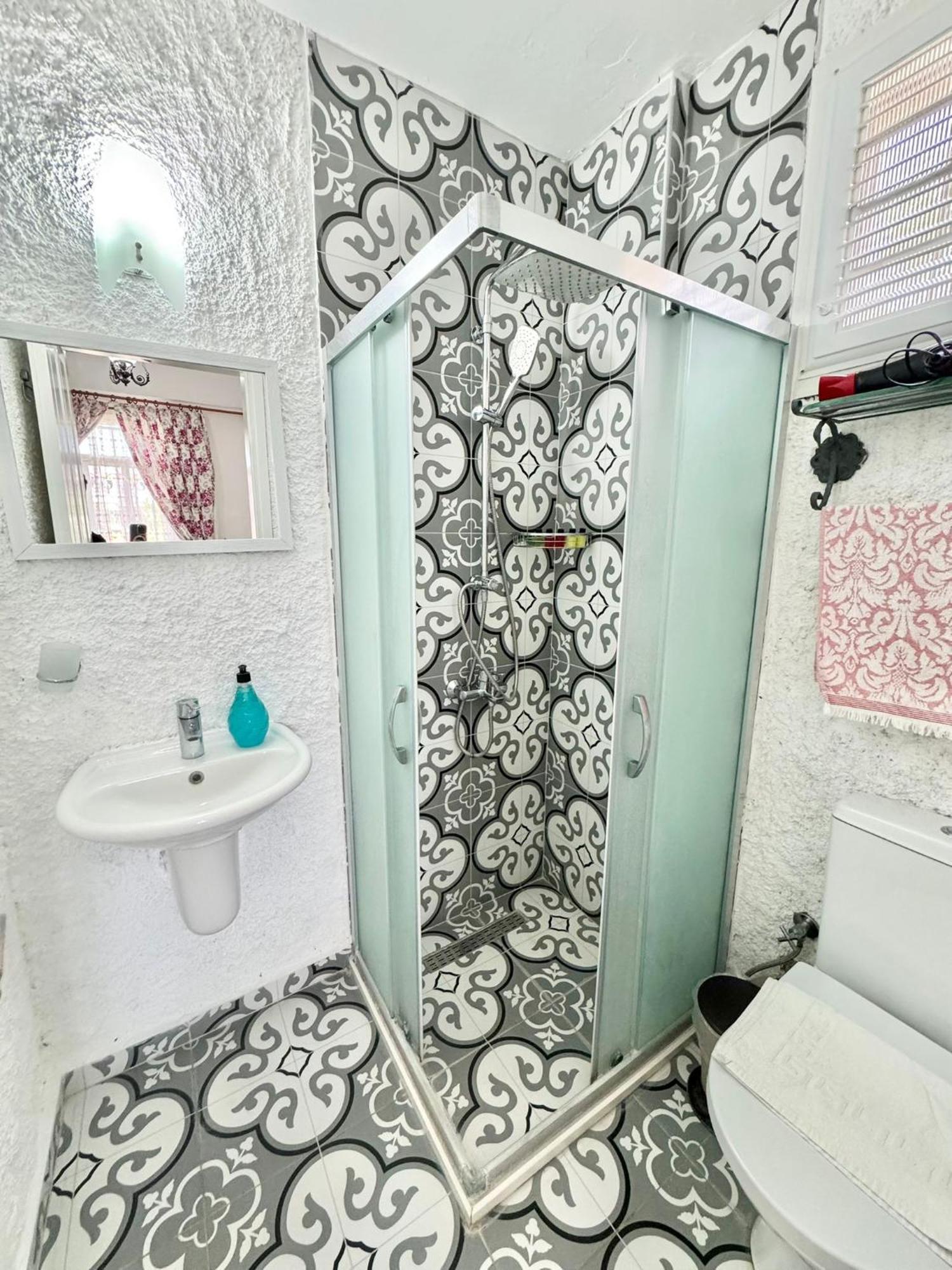 Aisem By Hire Hotel อาเลอเจอติ ภายนอก รูปภาพ